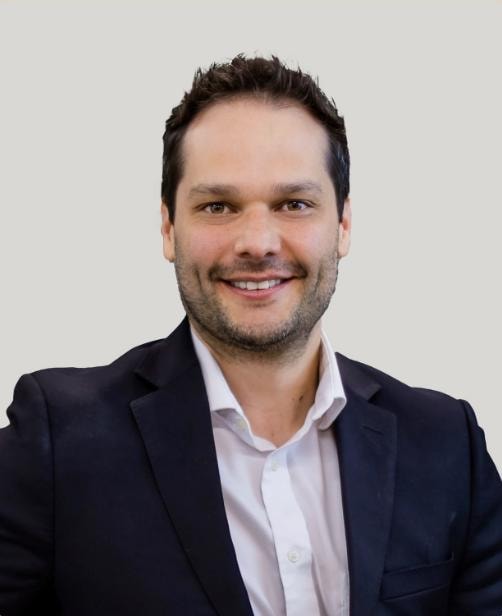 Fernando, Licensed Physician Assistant — provider at Eterna Wellness